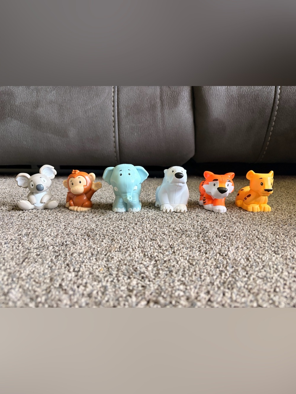 Set of 6 little people zoo animal Figurines